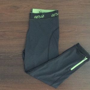 Gray Aerie Crop Leggings
